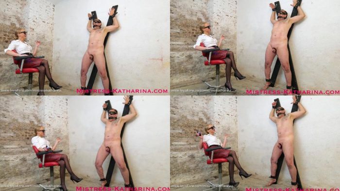 Institute of Discipline – Mistress Katharina – Having Fun During A Cigar…