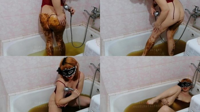 ModelNatalya94 – Olga washes in dirty water
