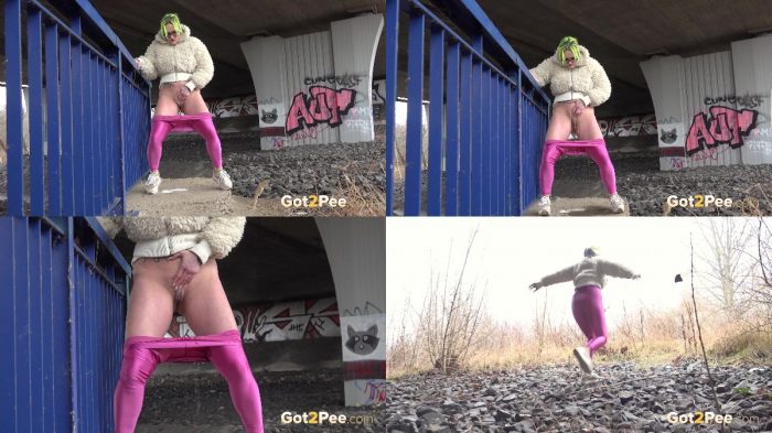Barbara Bieber – Wet Leggings
