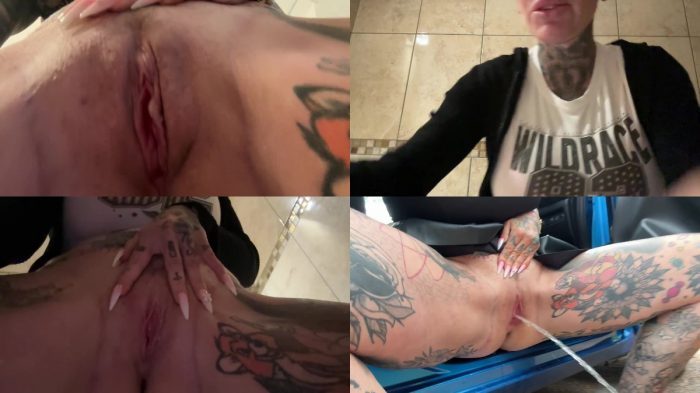 Cat-Coxx – Ein Tag NS mit mir – Ich Pisse immer und uberall