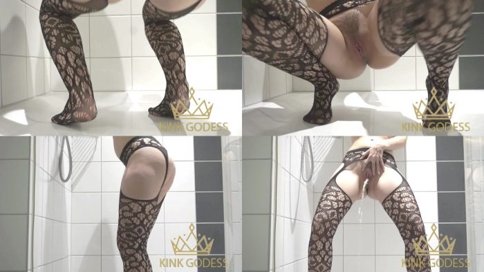 KinkGodess – Stocking Piss