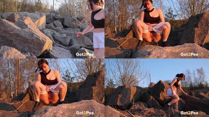 Violet Rilz – Desperate Violet