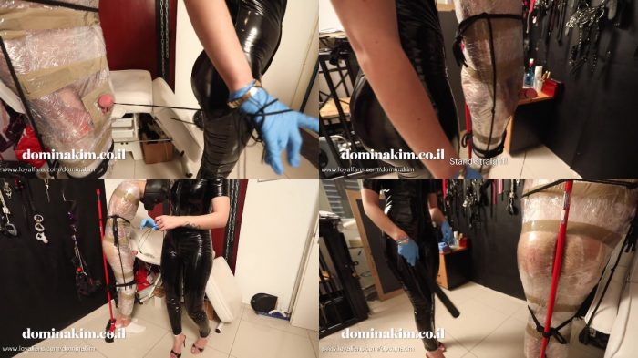 Domina Kim – Human Broom