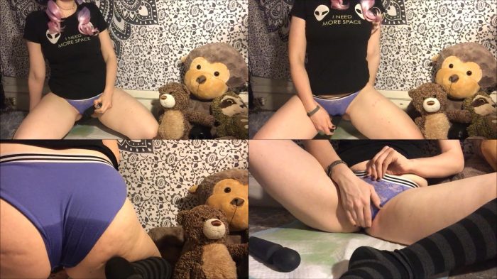 Peeing Purple Panties