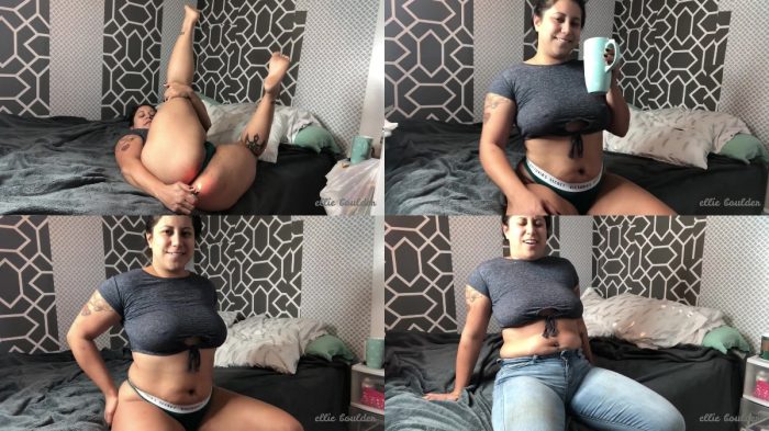ellieboulder – Gassy GF Farts in a Thong