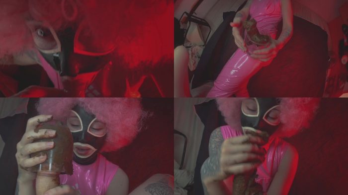 SweetBettyParlour – Midnight Golden Poo Stroking