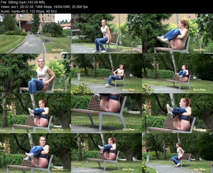 Sitting | Pee | Kinkmixer