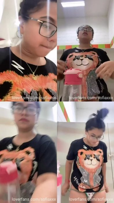 SofiaXXX – Pee Drinking In A Public Mall