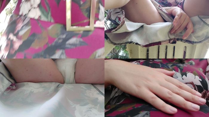 Nicolettaxxx – Big diaper public park