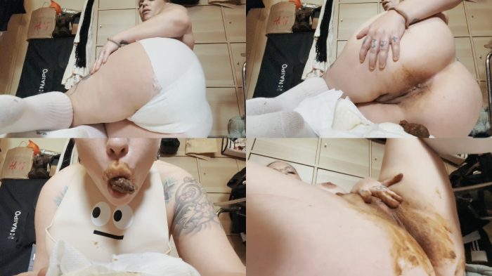 Aris Dark – Bored baby playing