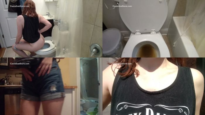 CassieScat – Explosive Diarrhea+Bad Wipe Leaves Skidded Panties